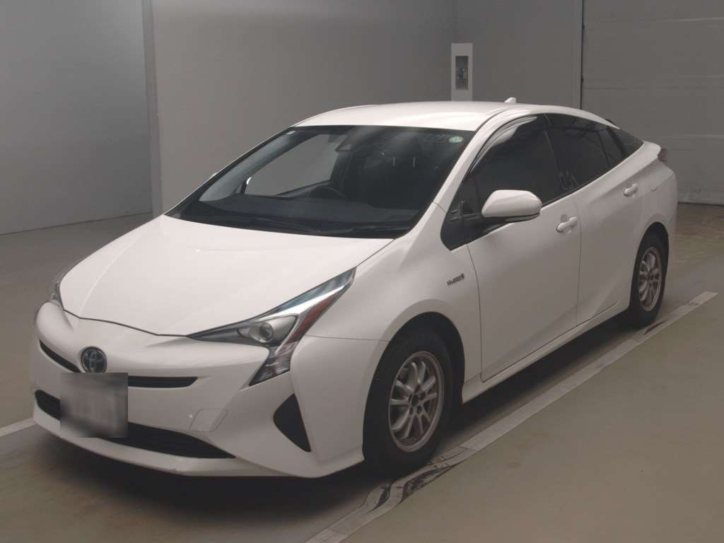 2018 Toyota Prius ZVW50[0]