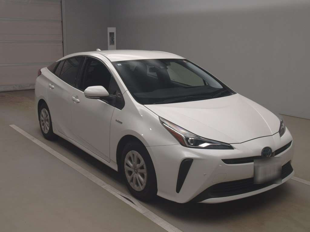 2019 Toyota Prius ZVW51[2]