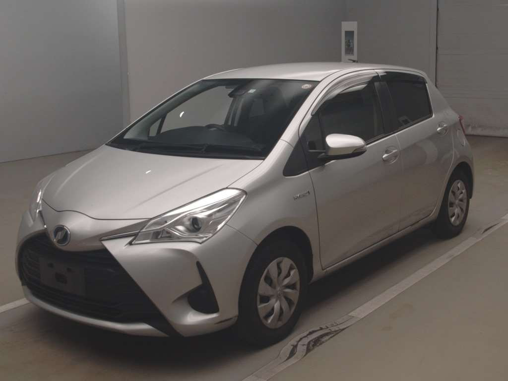 2019 Toyota Vitz NHP130[0]