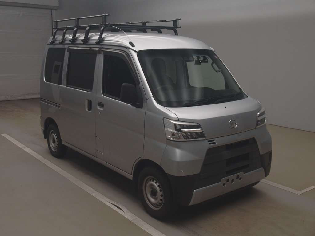 2020 Daihatsu Hijet Cargo S321V[2]