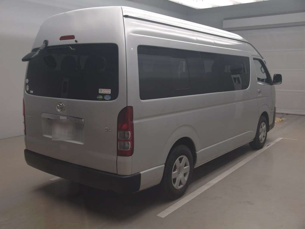 2018 Toyota Hiace Commuter TRH223B[1]