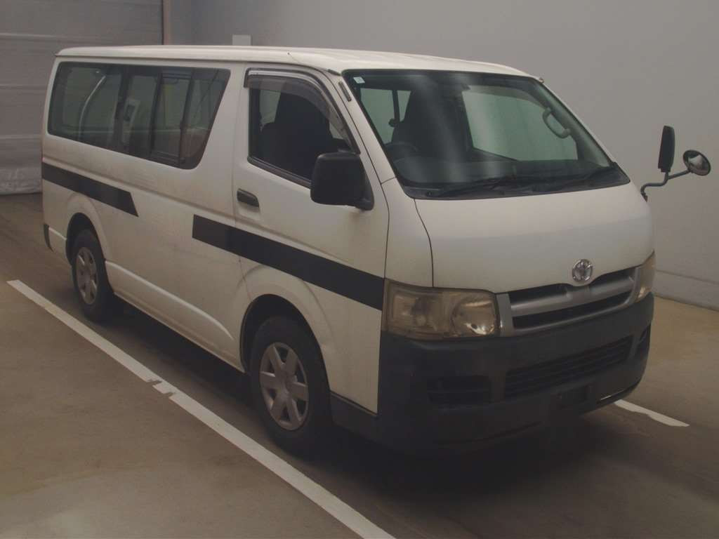 2007 Toyota Regiusace Van TRH200V[2]