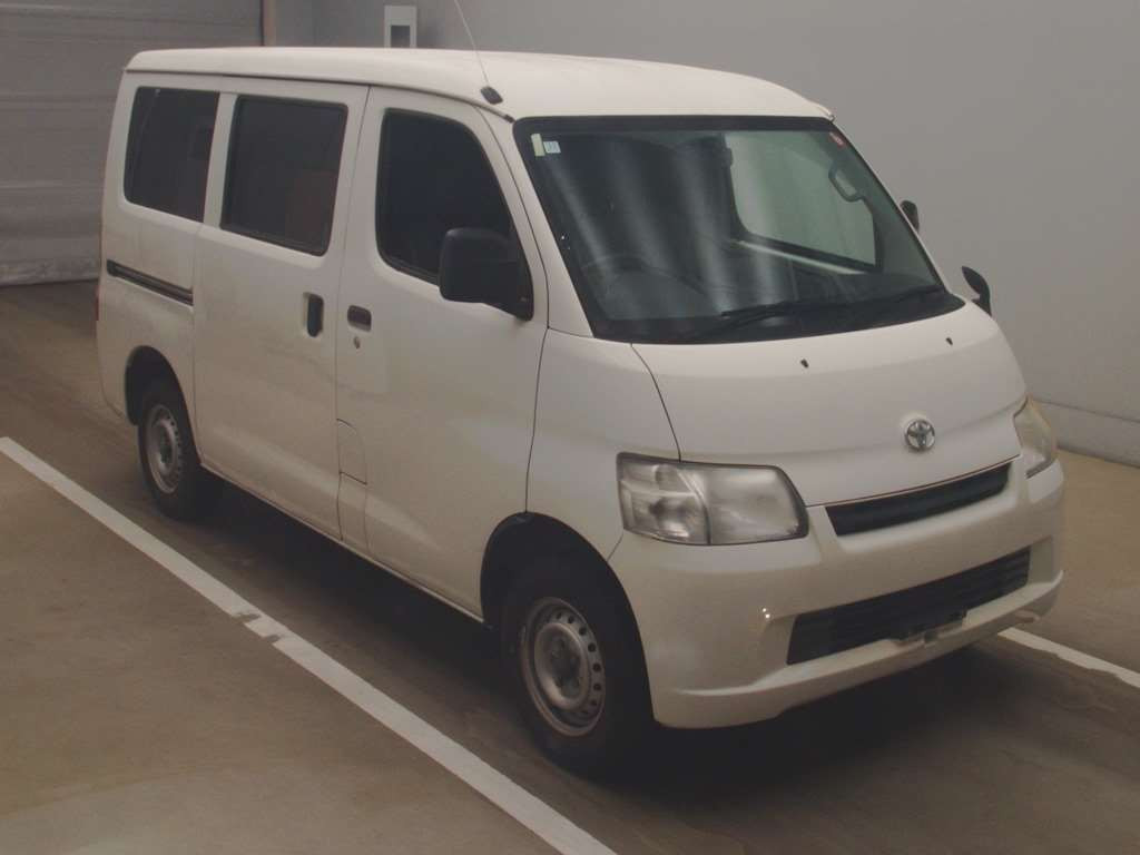 2018 Toyota Liteace Van S402M[2]