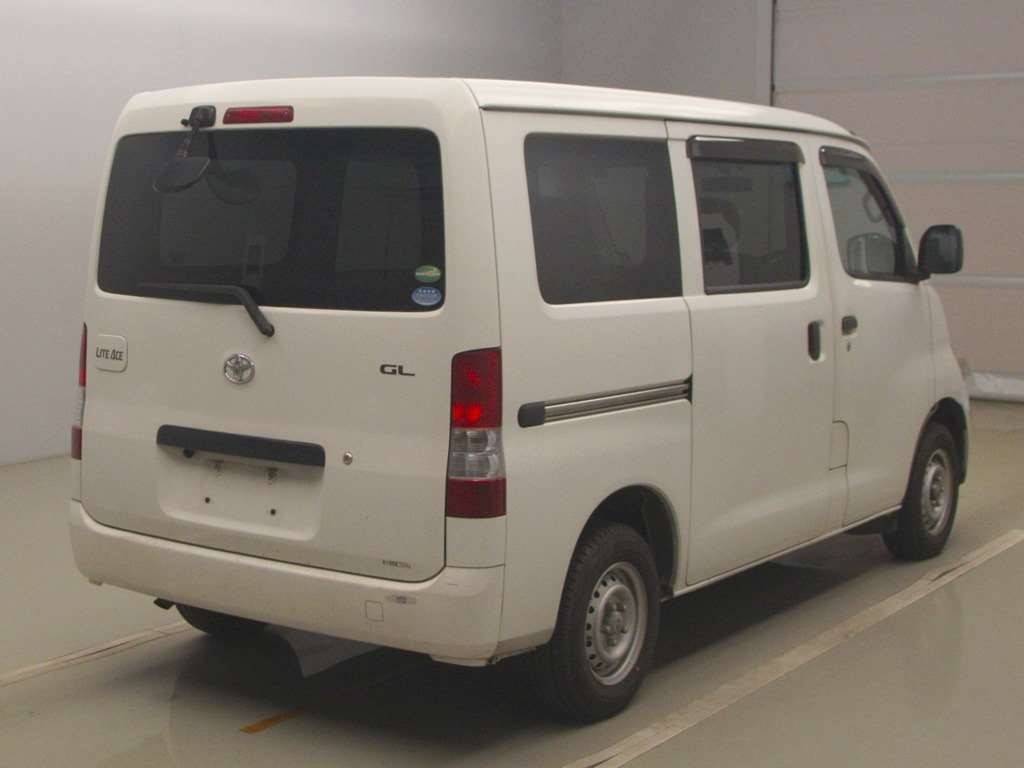 2016 Toyota Liteace Van S402M[1]