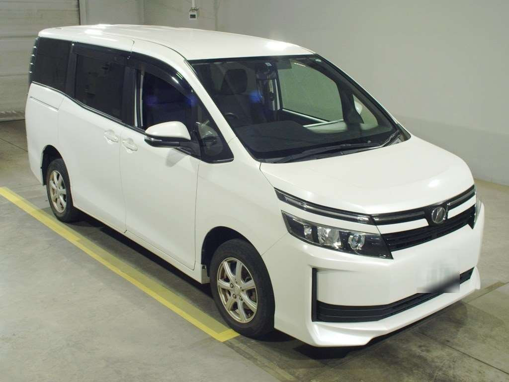 2015 Toyota Voxy ZRR85G[2]