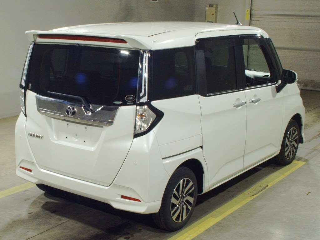 2022 Toyota Roomy M910A[1]