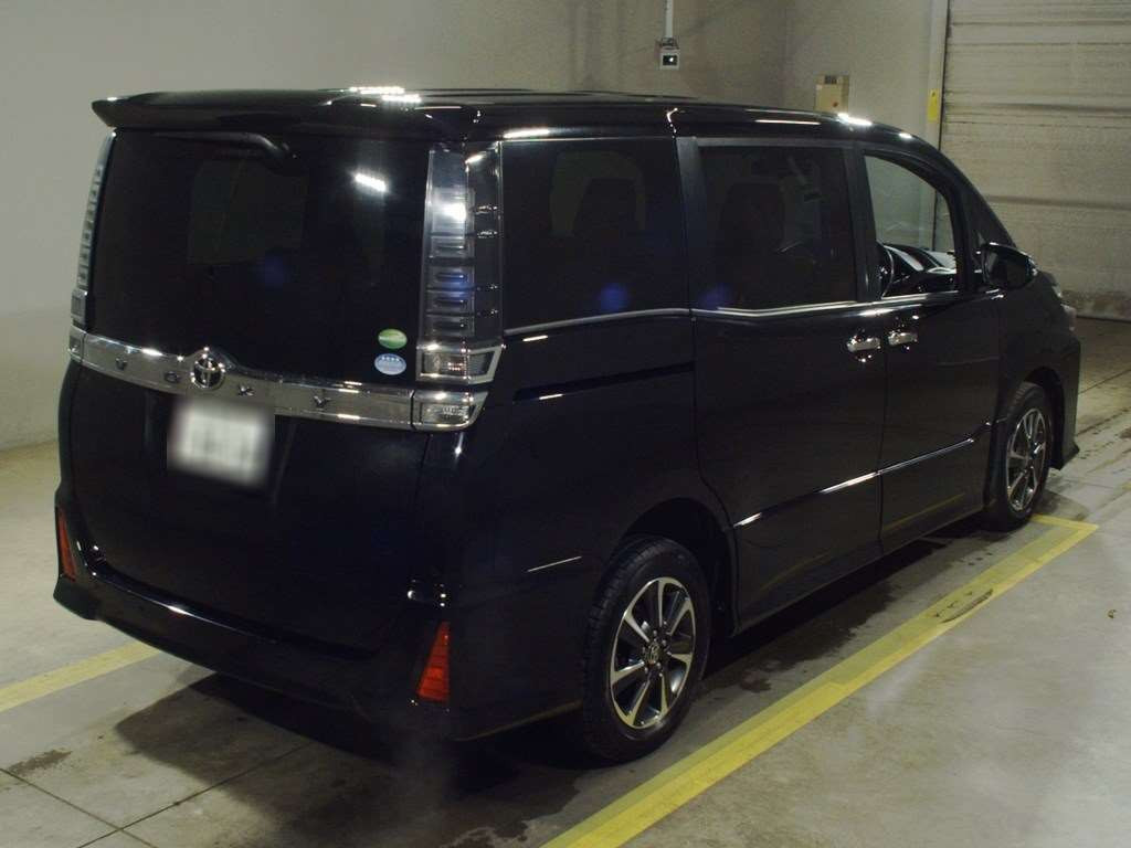 2020 Toyota Voxy ZRR85W[1]