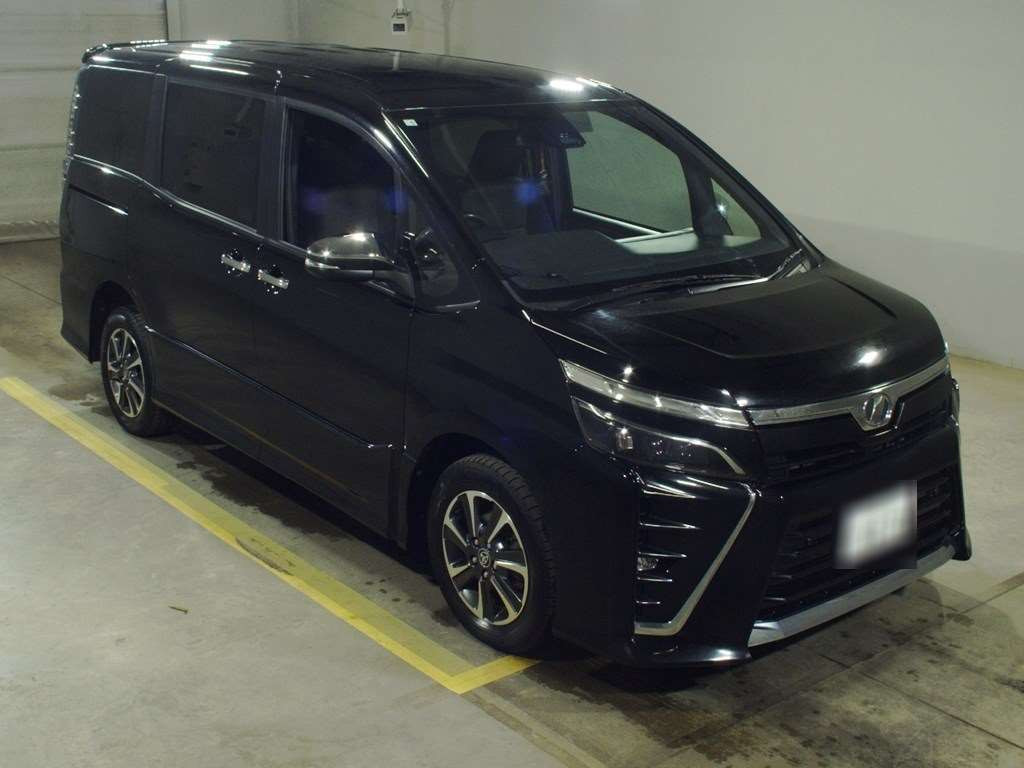 2020 Toyota Voxy ZRR85W[2]