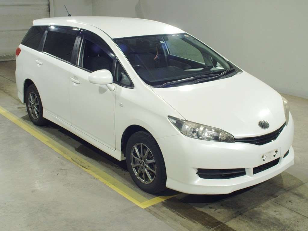 2011 Toyota Wish ZGE25G[2]