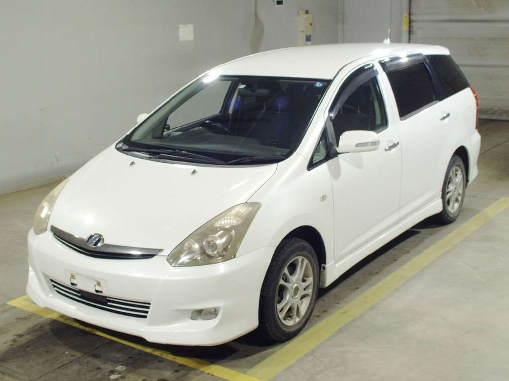 2005 Toyota Wish ZNE14G[0]