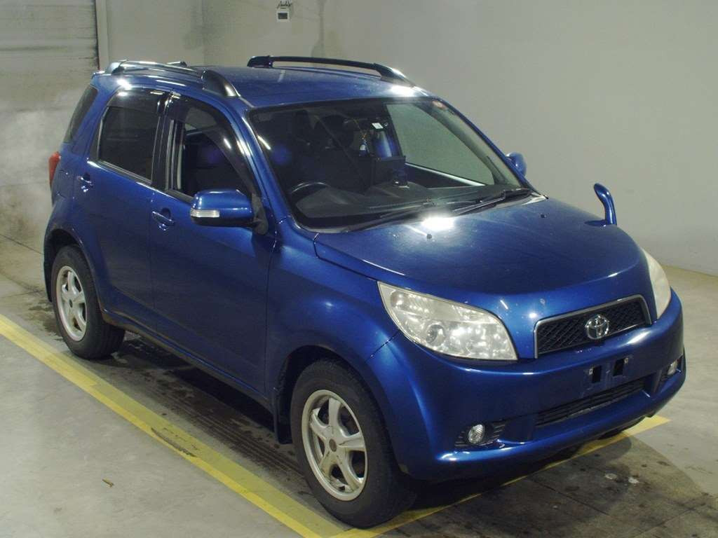 2006 Toyota Rush J210E[2]