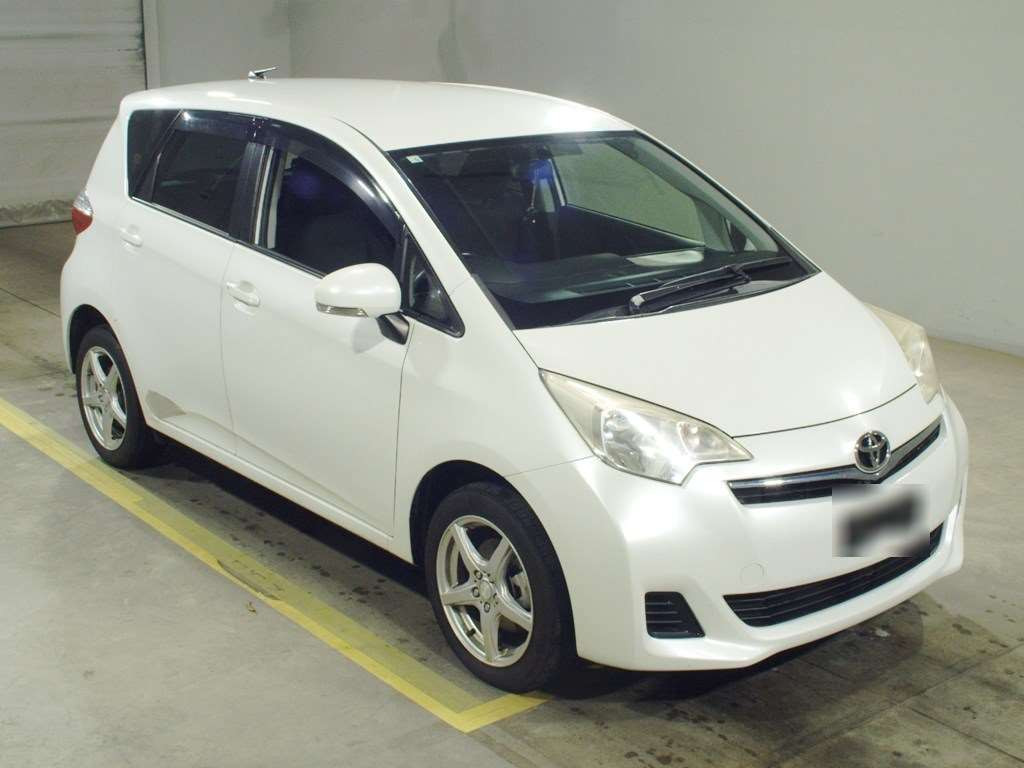 2012 Toyota Ractis NCP125[2]