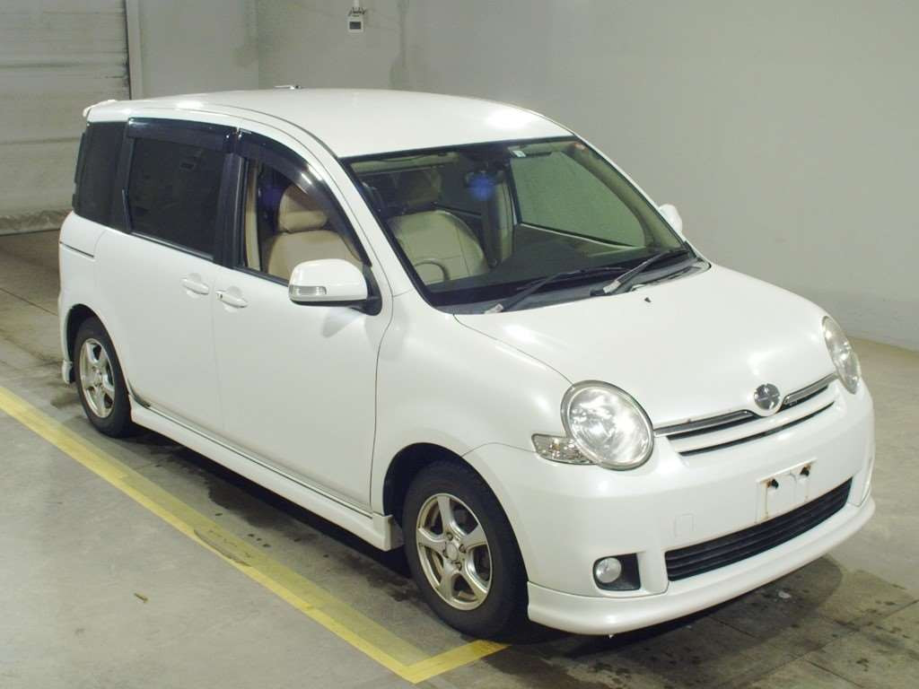 2012 Toyota Sienta NCP85G[2]