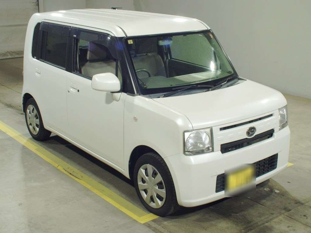 2012 Daihatsu Move Conte L585S[2]