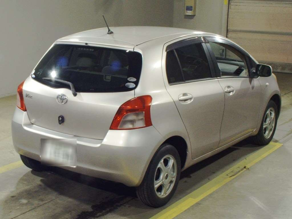 2006 Toyota Vitz KSP90[1]