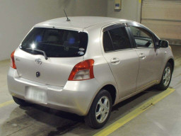 2006 Toyota Vitz