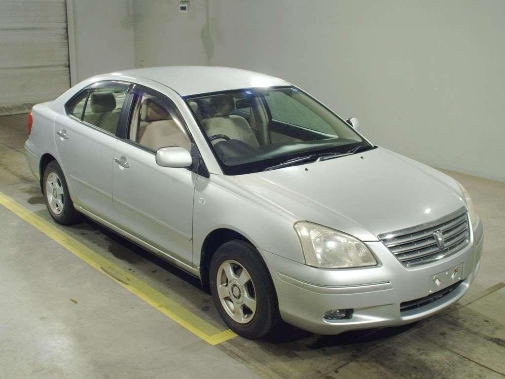 2005 Toyota Premio ZZT240[2]