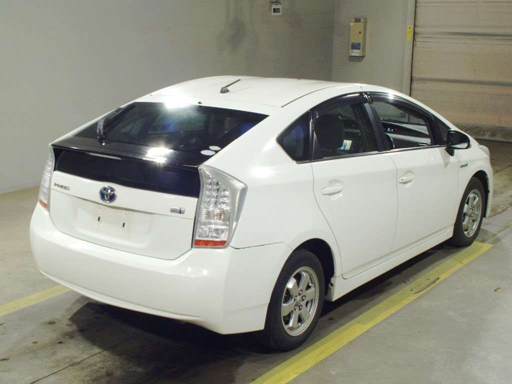 2011 Toyota Prius ZVW30[1]