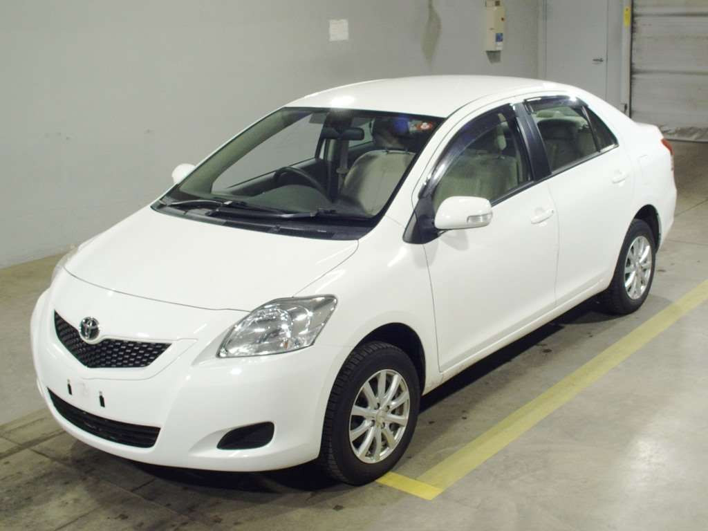 2011 Toyota Belta NCP96[0]