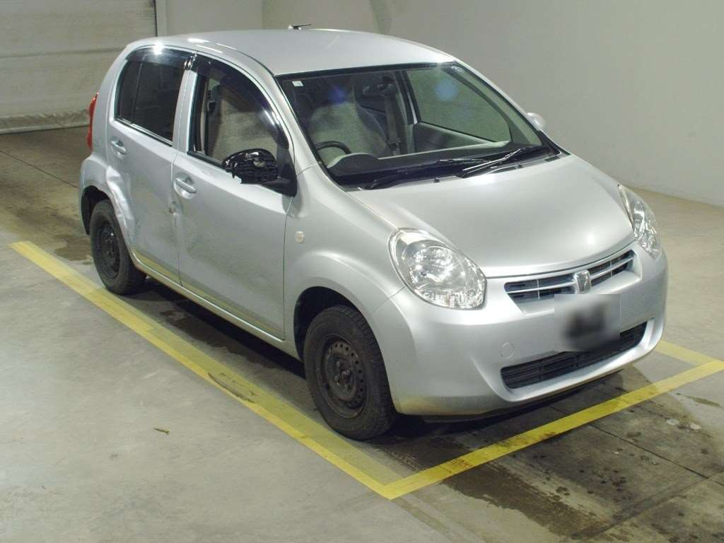 2012 Toyota Passo KGC35[2]