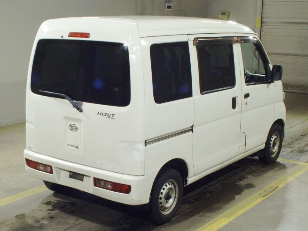 2017 Daihatsu Hijet Cargo S331V[1]