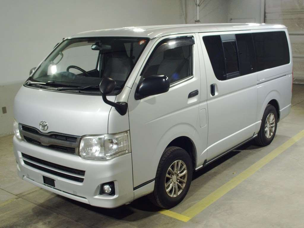 2010 Toyota Hiace Van KDH206V[0]