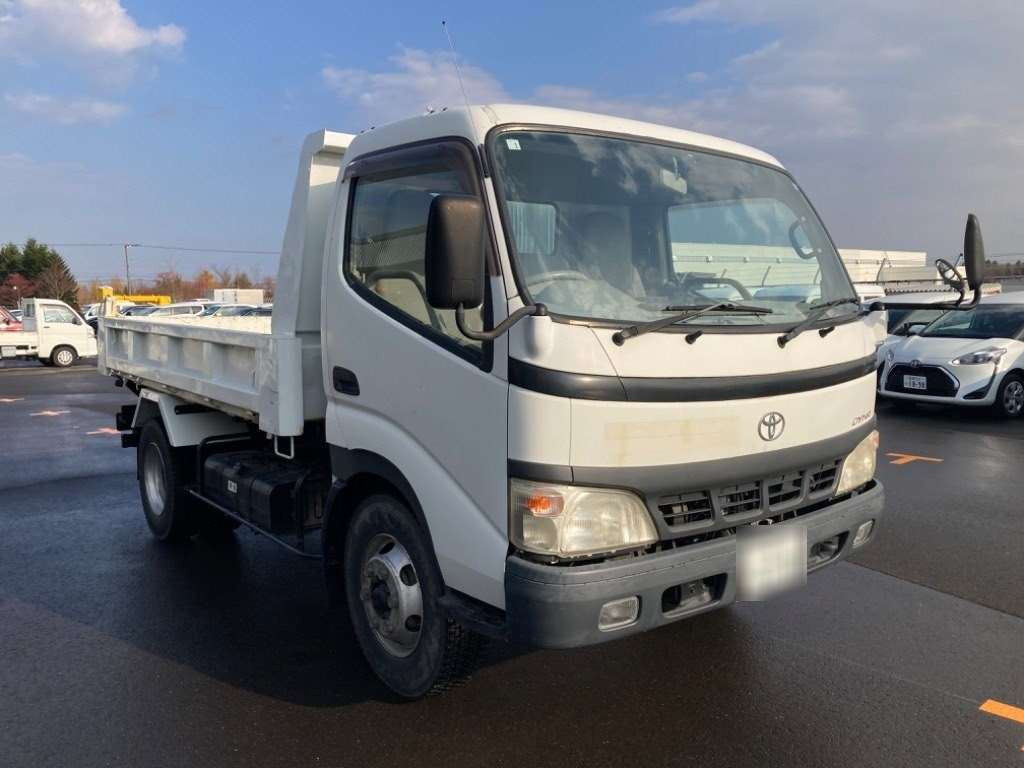 2007 Toyota Dyna Truck XZU404[2]