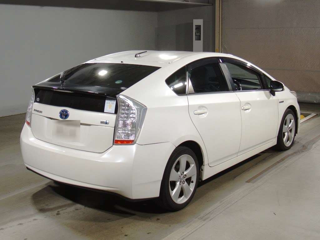 2011 Toyota Prius ZVW30[1]