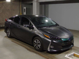 2017 Toyota Prius PHV