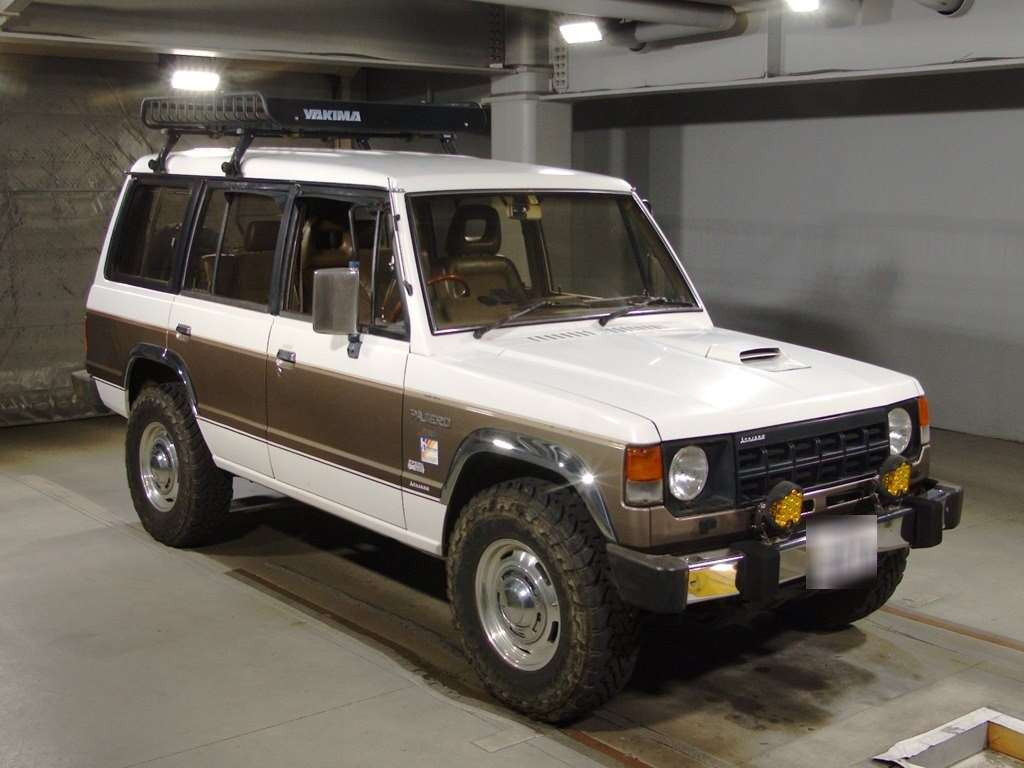 1990 Mitsubishi Pajero L149GW[2]