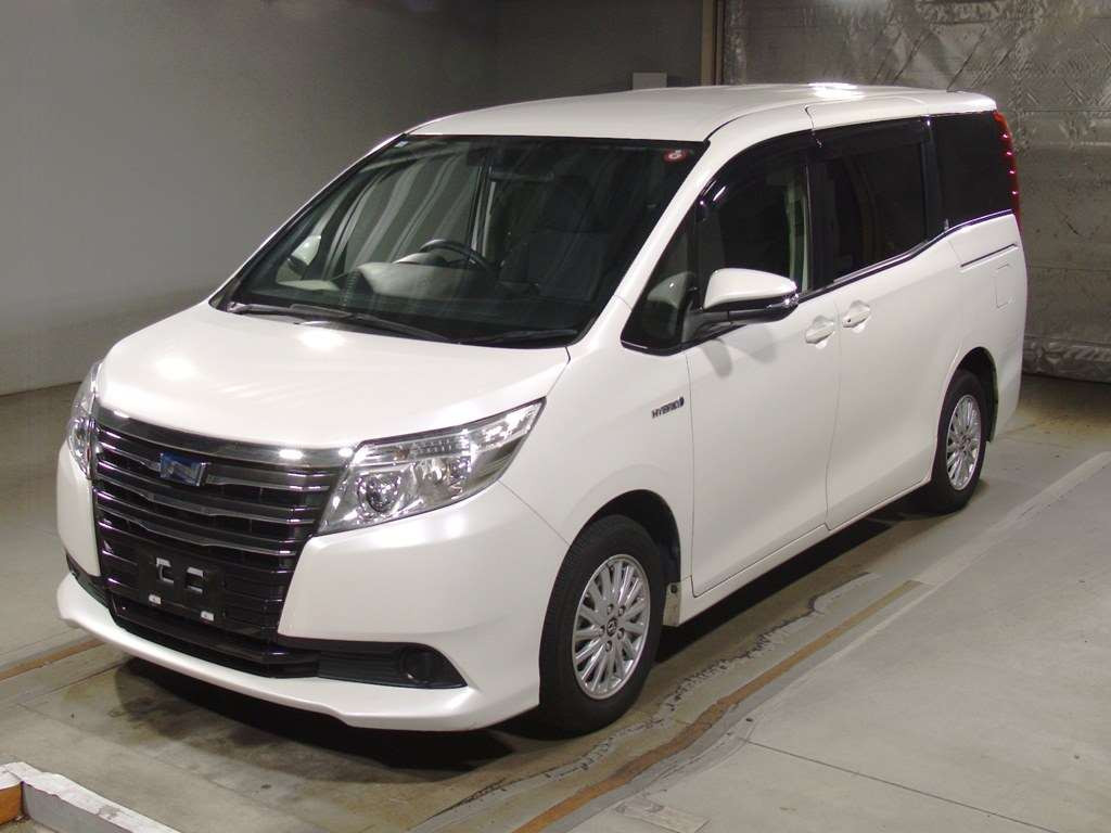 2014 Toyota Noah ZWR80G[0]