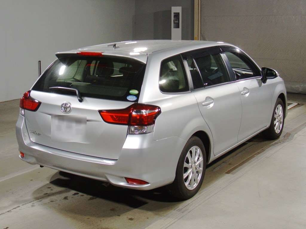 2017 Toyota Corolla Fielder NRE161G[1]