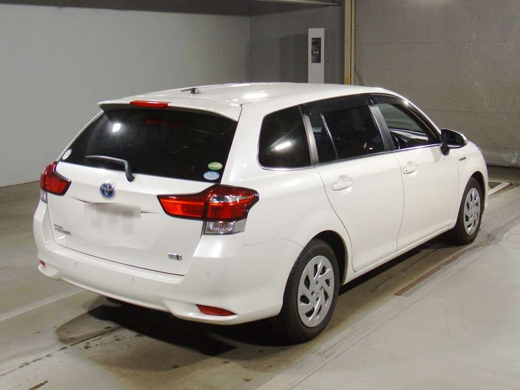 2019 Toyota Corolla Fielder NKE165G[1]