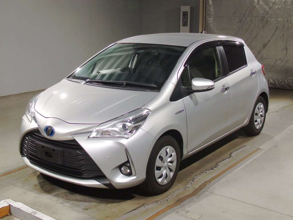 2019 Toyota Vitz NHP130[0]