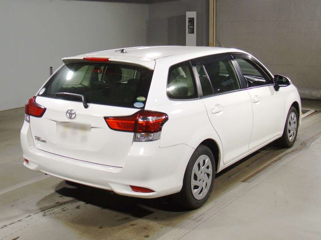 2018 Toyota Corolla Fielder NRE161G[1]