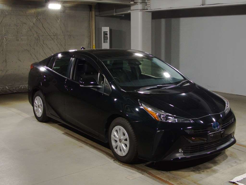 2020 Toyota Prius ZVW51[2]