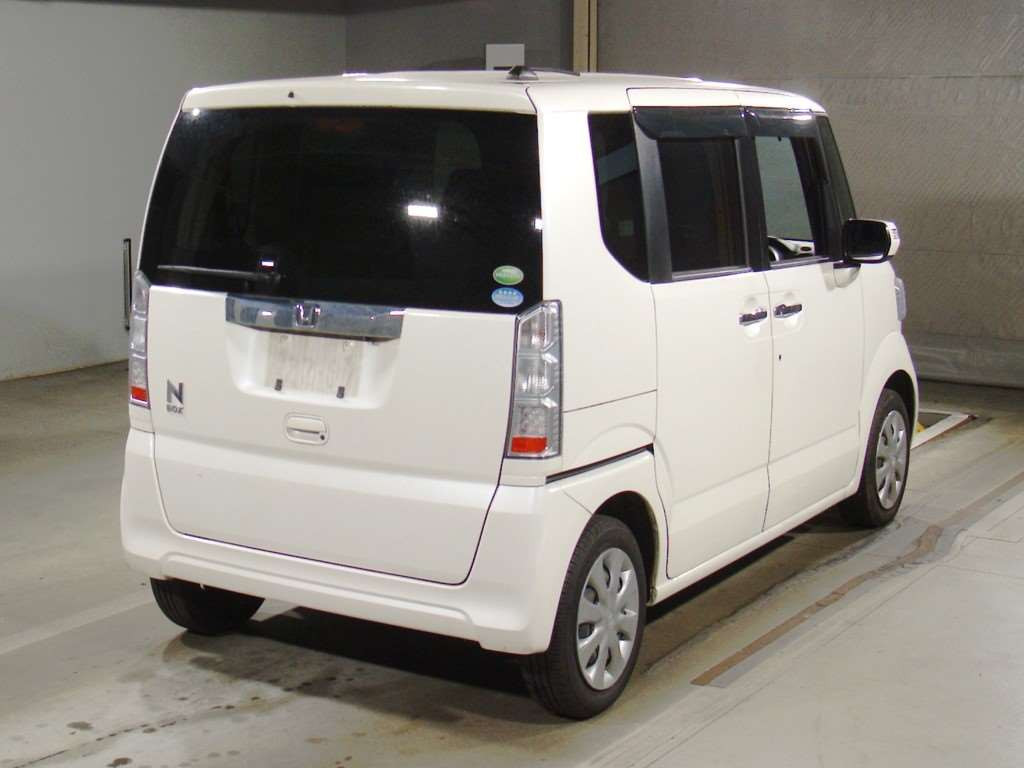 2015 Honda N-BOX JF1[1]