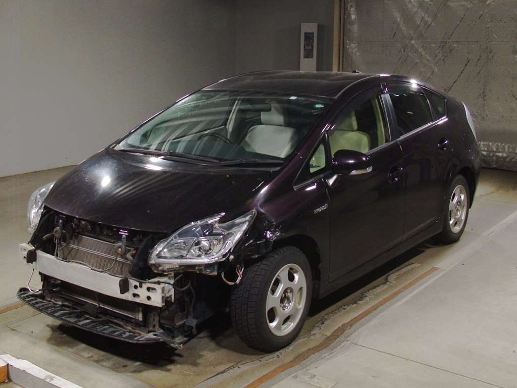 2014 Toyota Prius ZVW30[0]