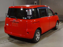 2010 Toyota Sienta