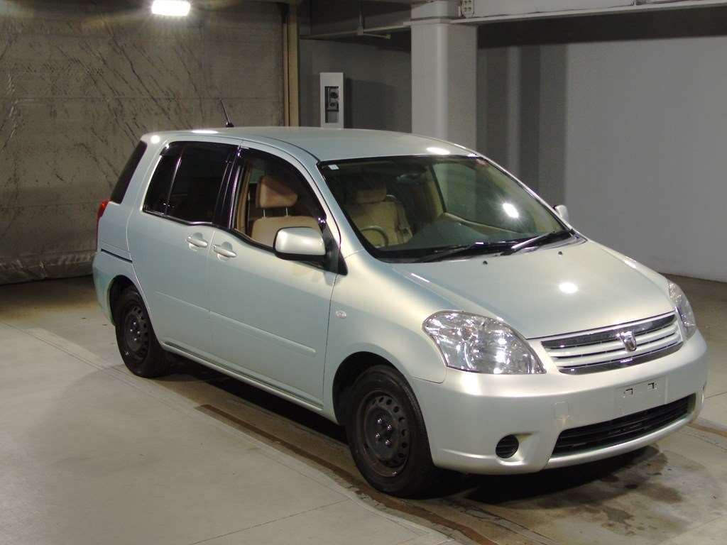 2005 Toyota Raum NCZ20[2]