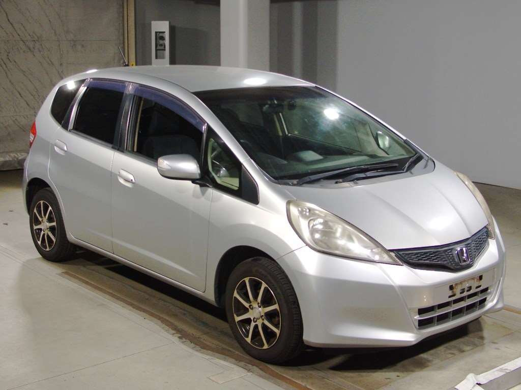 2013 Honda Fit GE6[2]