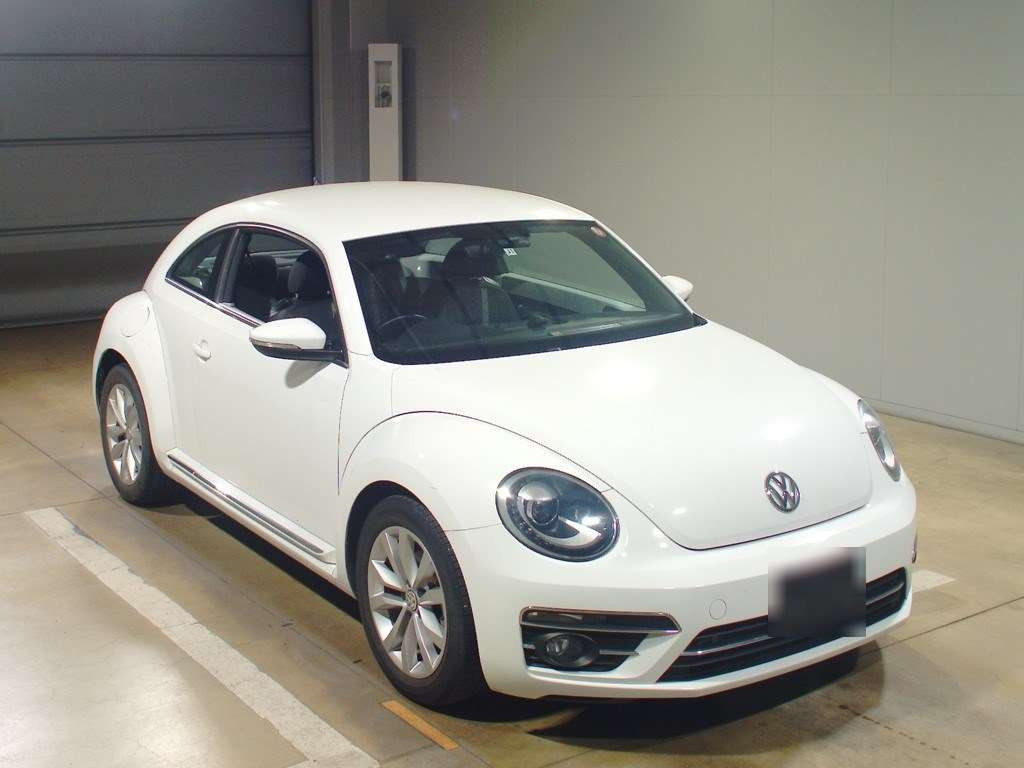 2017 Volkswagen Beetle 16CBZ[2]