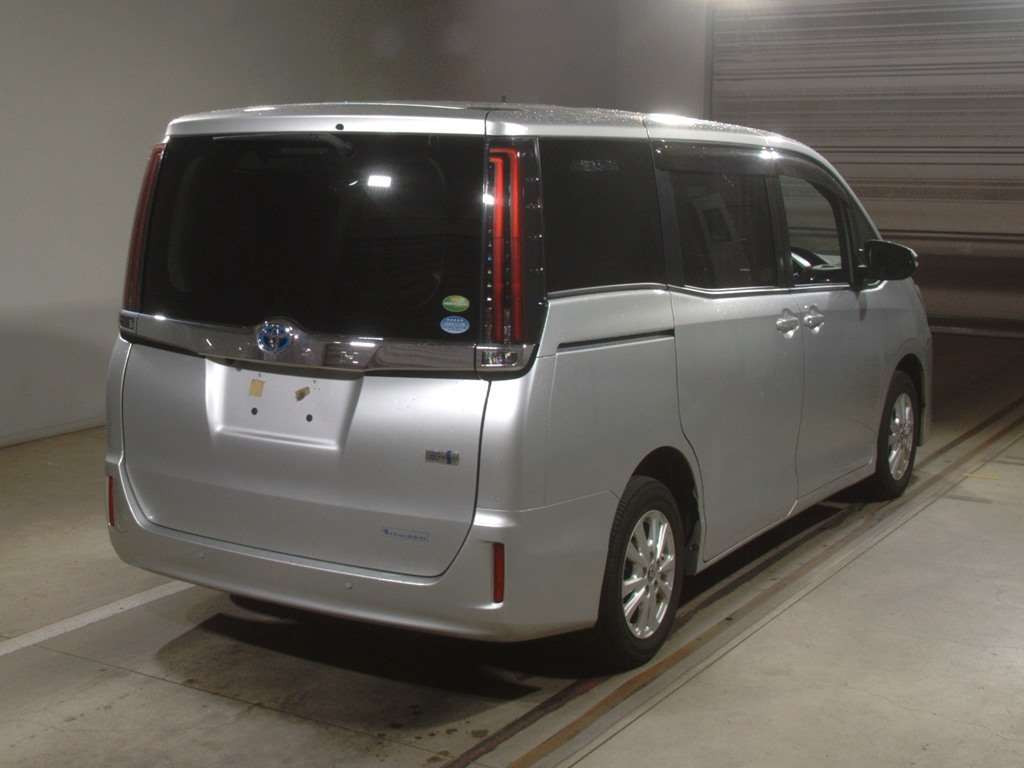 2020 Toyota Noah ZWR80G[1]