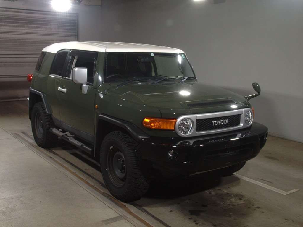 2014 Toyota FJ CRUISER GSJ15W[2]