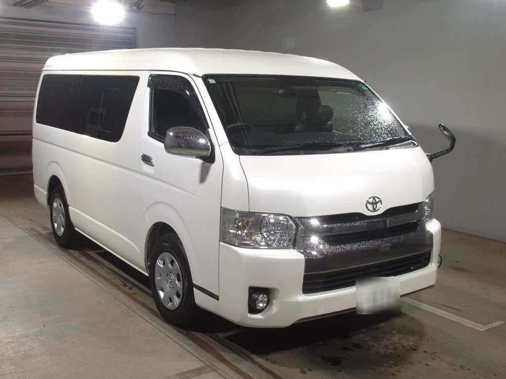 2019 Toyota Hiace Wagon TRH214W[2]