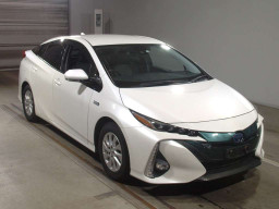 2018 Toyota Prius PHV