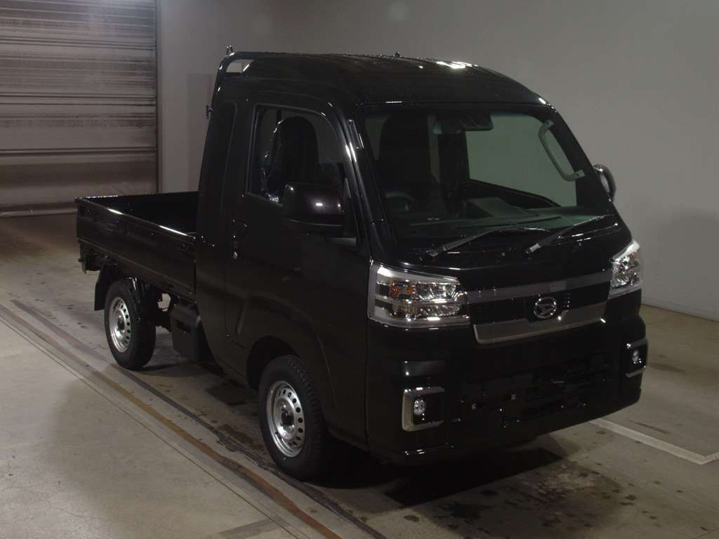 2024 Daihatsu Hijet Truck S510P[2]