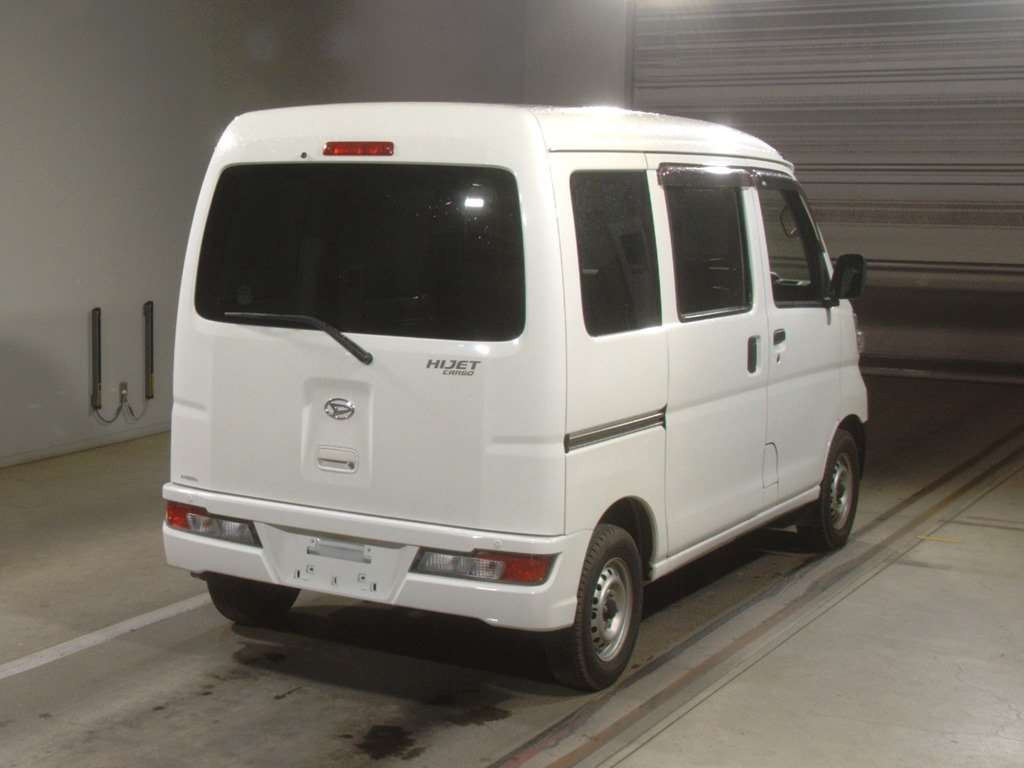 2020 Daihatsu Hijet Cargo S321V[1]