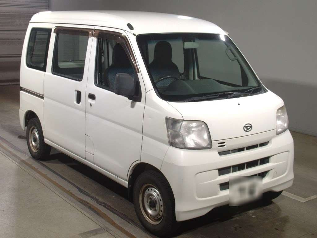 2013 Daihatsu Hijet Cargo S321V[2]