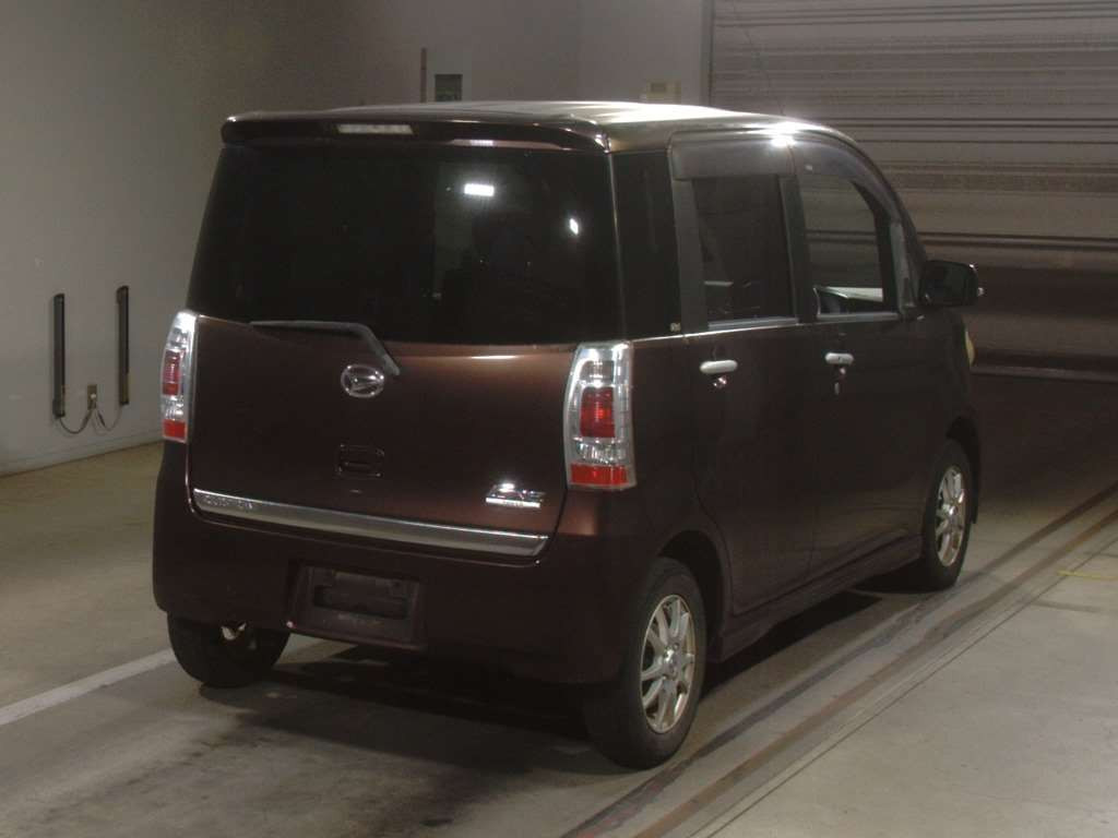 0 Daihatsu Tanto exe L455S[1]